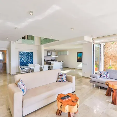 3 Bedroom - 1173 Villa *